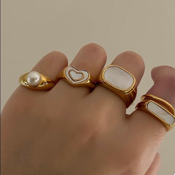 Heart 🐚 ring - Picture 2 of 5